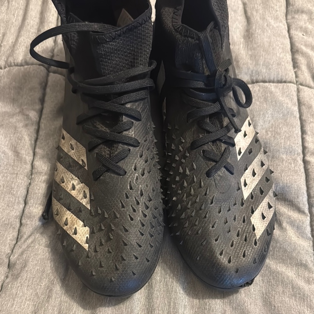 Adidas Black and White Athletic Shoes Low-Top Design